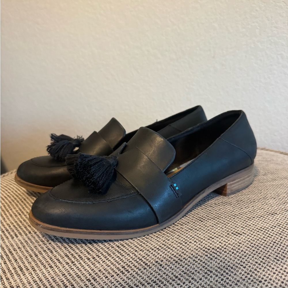 Toms Black Leather Tassel Loafers